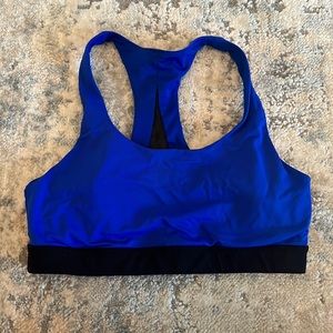 Invigorate sports bra lululemon size 8